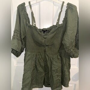 Women’s Torrid Short Sleeve Top